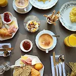 Hotel Walbaum Vallon-Pont-dʼArc