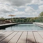 Hotel Walbaum Vallon-Pont-dʼArc