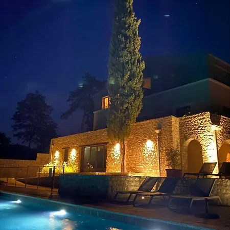 ホテル Walbaum ヴァロン・ポン・ダルク